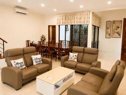 Grove Avenue (D10), Semi-Detached #560950971